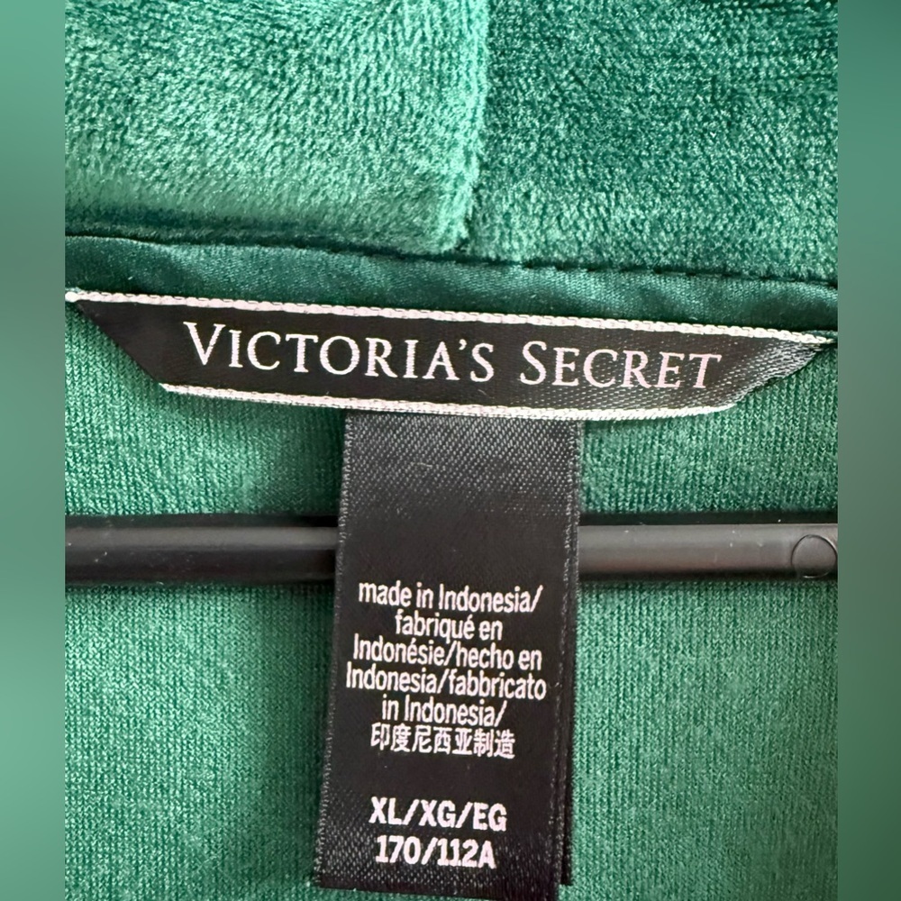 Victoria’s Secret Emerald Green Velour Zip Hoodie XL Plush Velvet Y2K Lounge - Picture 11 of 13